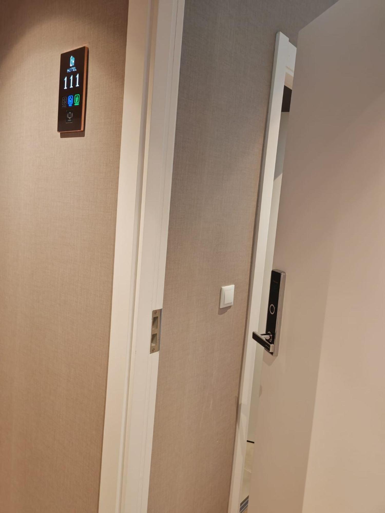 Hotel Golden Alcorcón Dış mekan fotoğraf